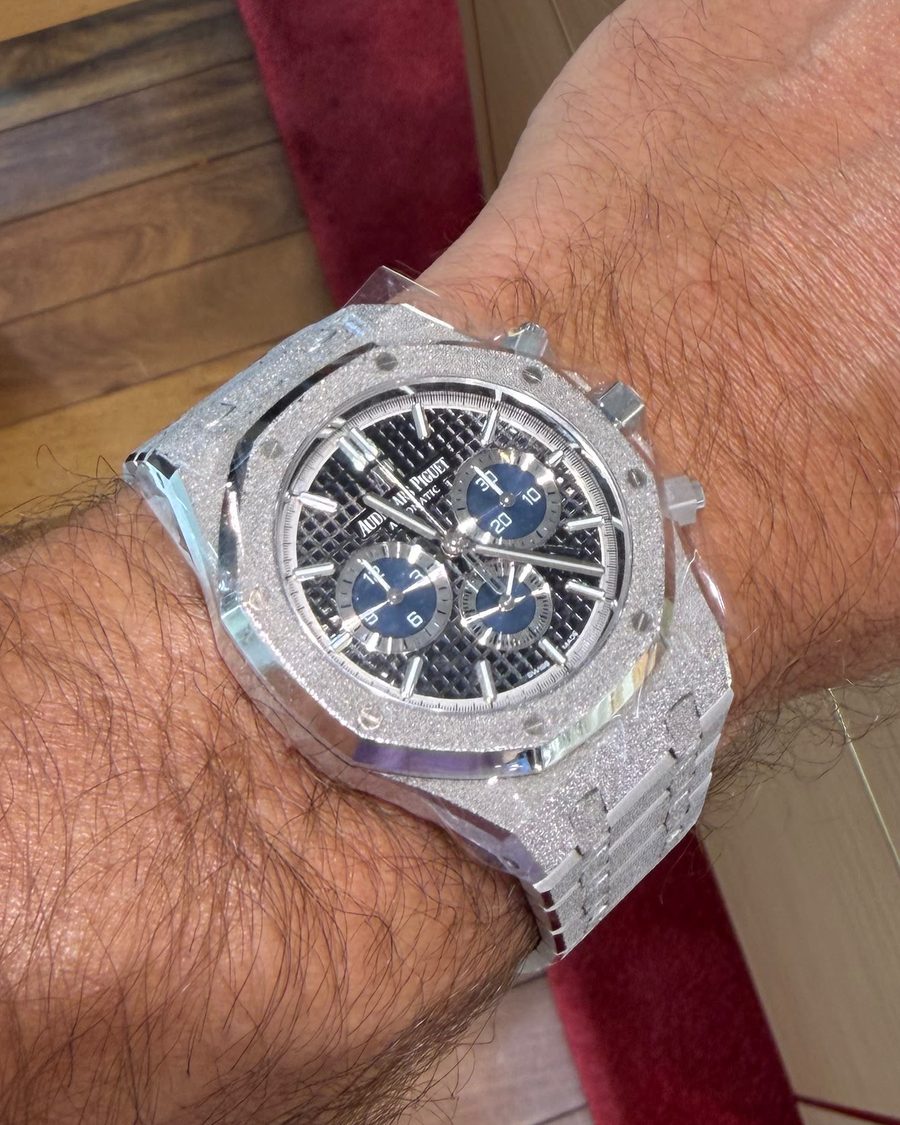 Audemars Piguet Royal Oak Chronograph Frosted Gold, mostrador azul
